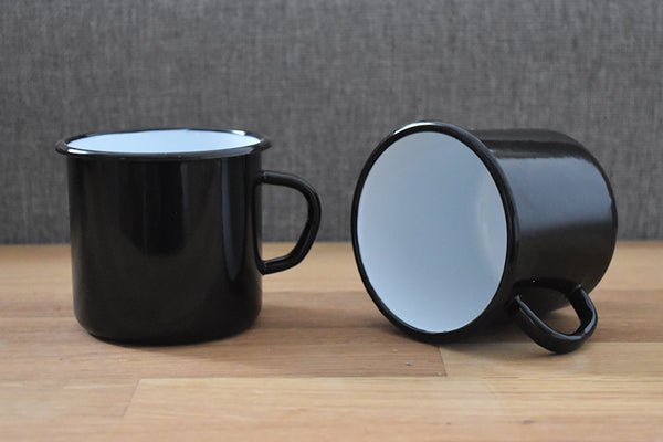Mugs en métal émaillé - Noir et Blanc - 400 ml - Lot de 2